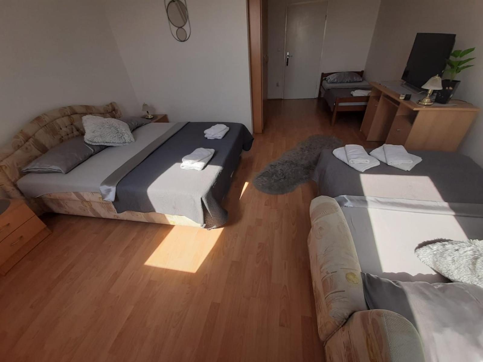 Pansion Brod Bed & Breakfast Bagian luar foto